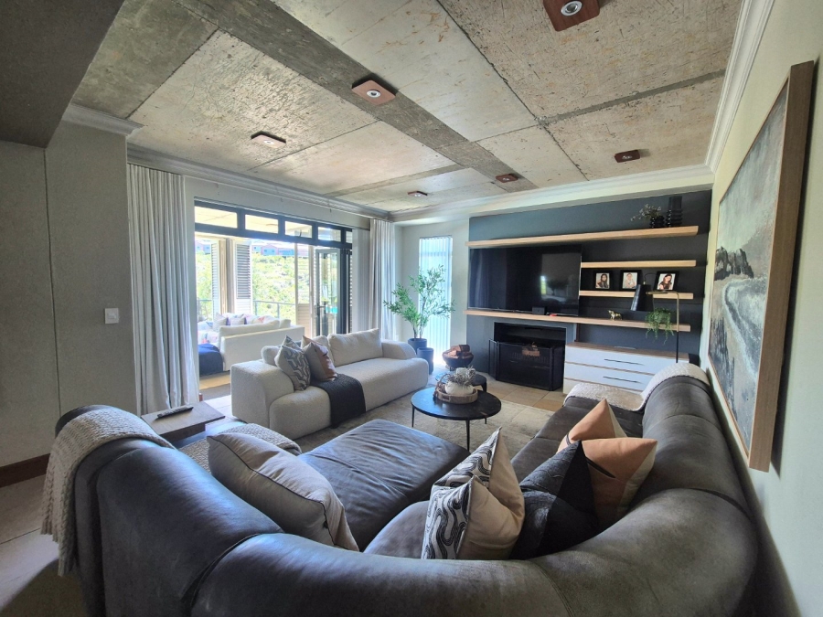 5 Bedroom Property for Sale in Welgelegen Western Cape